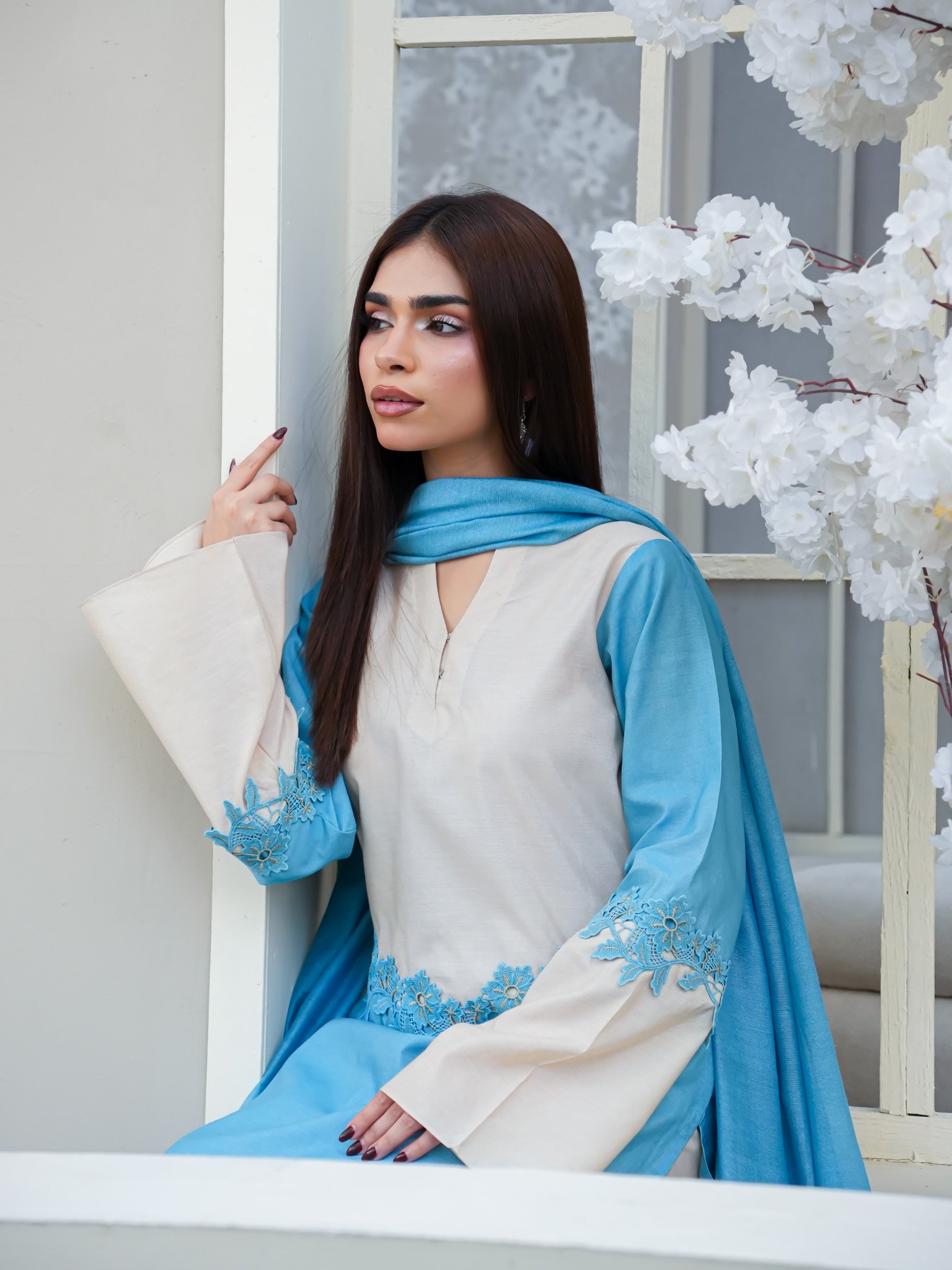 EW-109 - Cotton Lawn Stitched 3 Pcs - Image 9