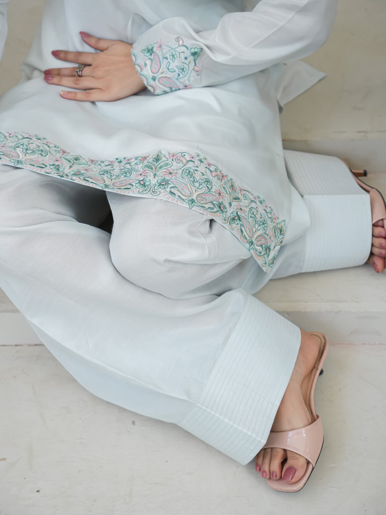 EW-111 - Premium Silk Blend Stitched 2 Pcs - Image 9